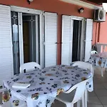 Lägenhet Mandola